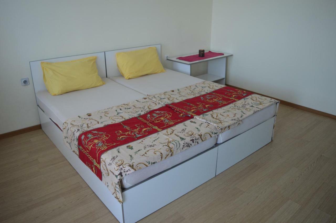 Ferienwohnung Happy Vacation 2 Warna Exterior foto